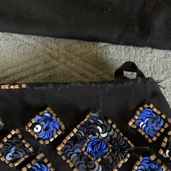 Mini skirt with sequin design - Picture 4 of 8